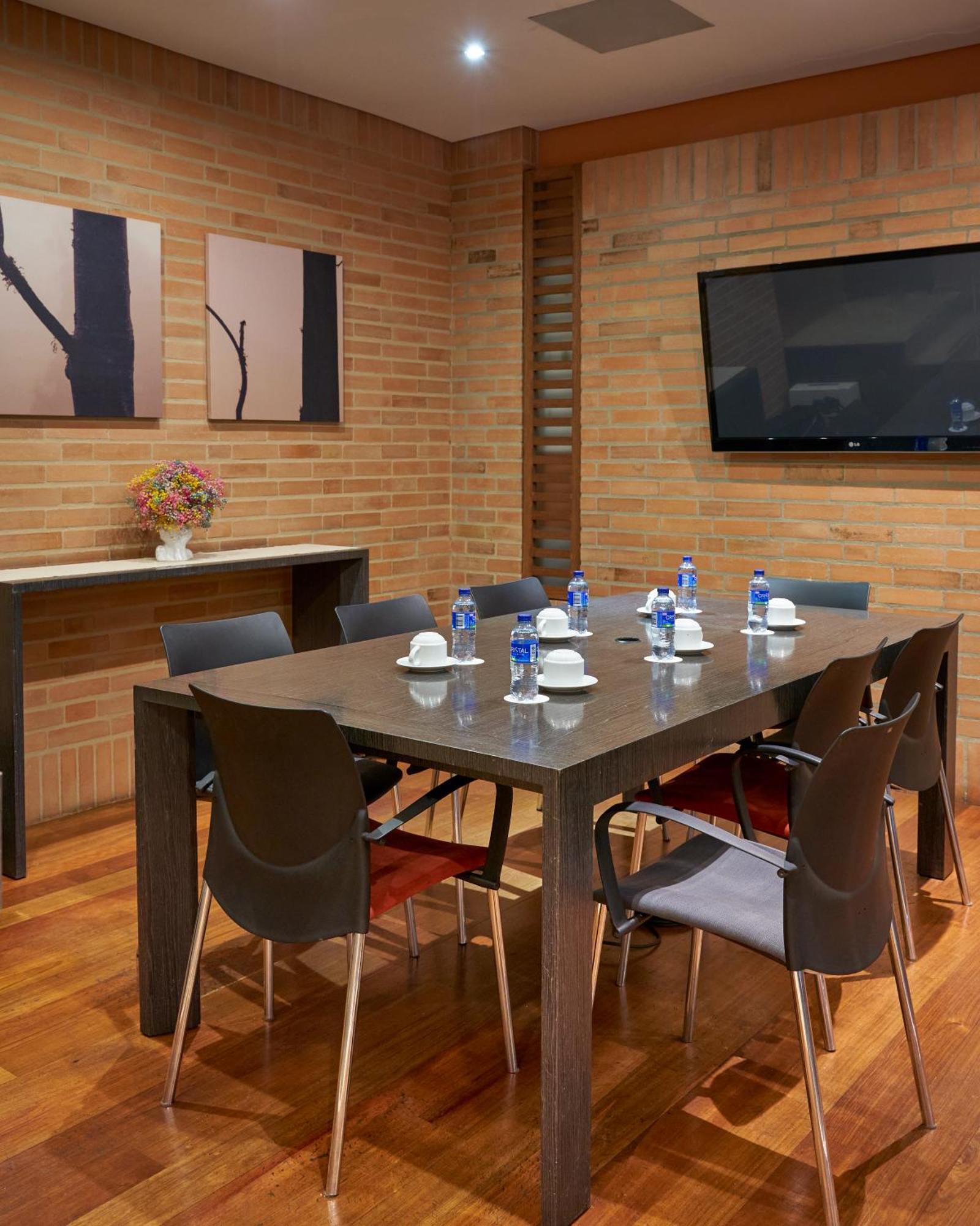 84 Dc Bogota Hotel Luaran gambar